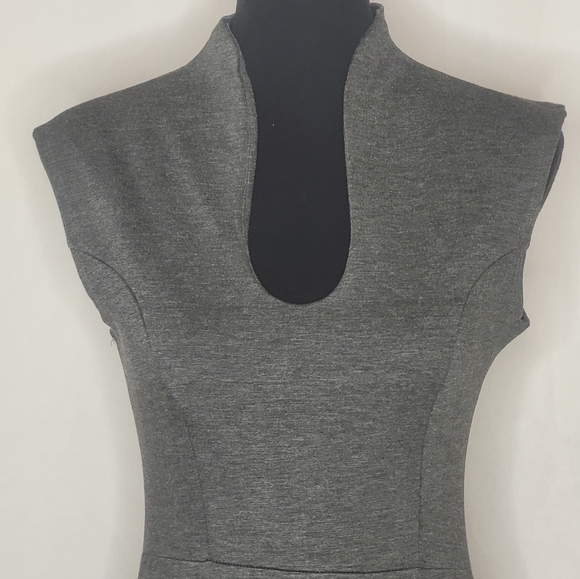 Rolla Coster Sleeveless Dip Neck Exposed Zipper Bodycon Dress in Gray - Size L - Picture 5 of 13